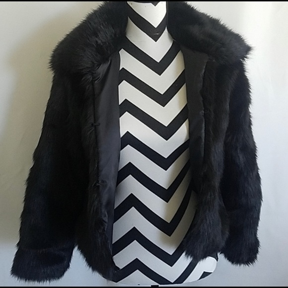 Black faux fur jacket - Picture 2 of 5